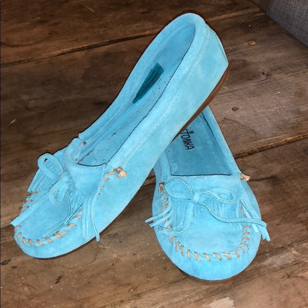 ❤️ NEW W/O TAGS ❤️ Minnetonka Suede Moccasins - Picture 1 of 5